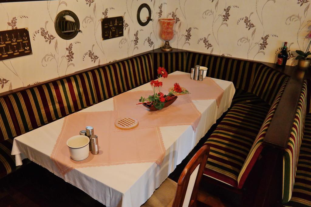 Am Hallenbad Hotel Garni Ratingen Dış mekan fotoğraf