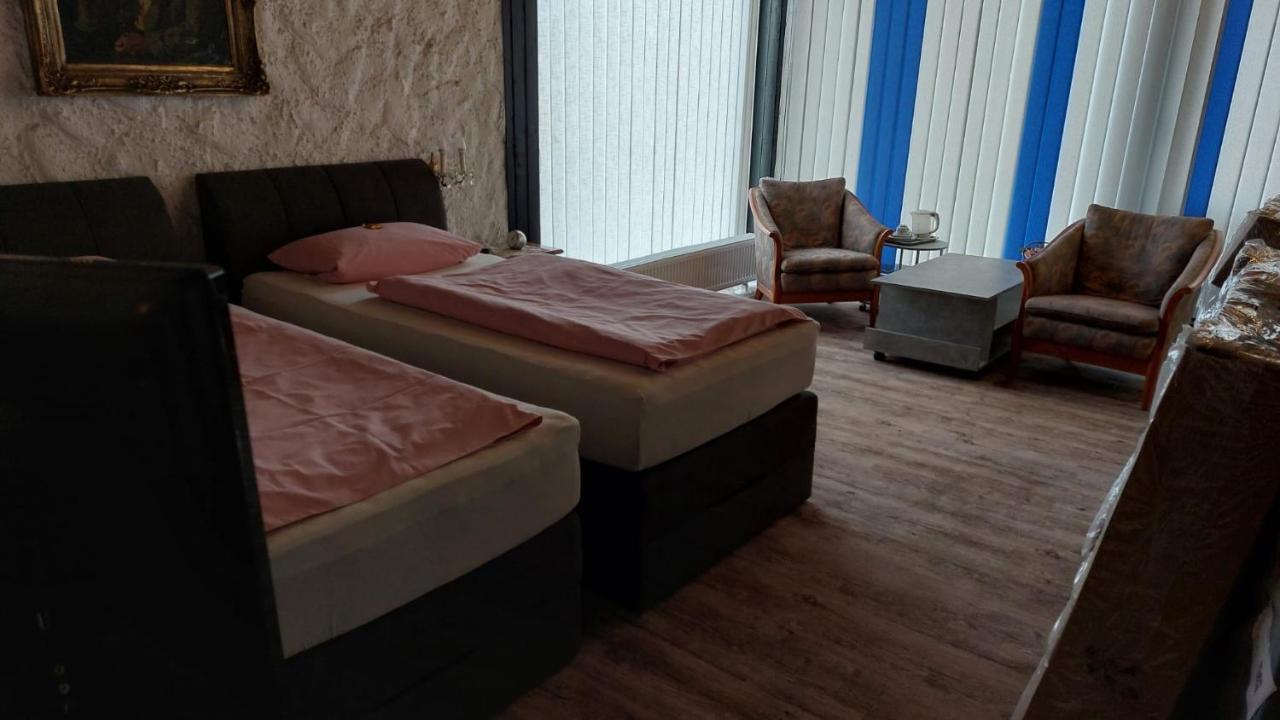 Am Hallenbad Hotel Garni Ratingen Dış mekan fotoğraf