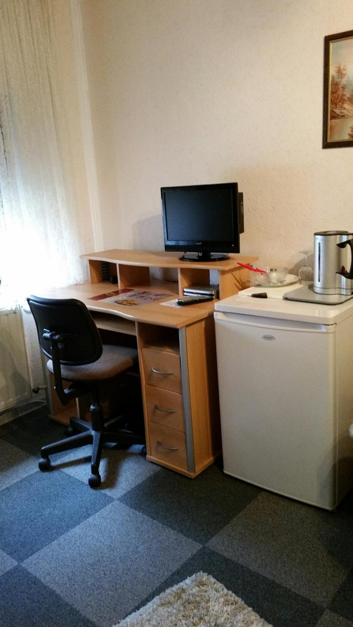 Am Hallenbad Hotel Garni Ratingen Oda fotoğraf